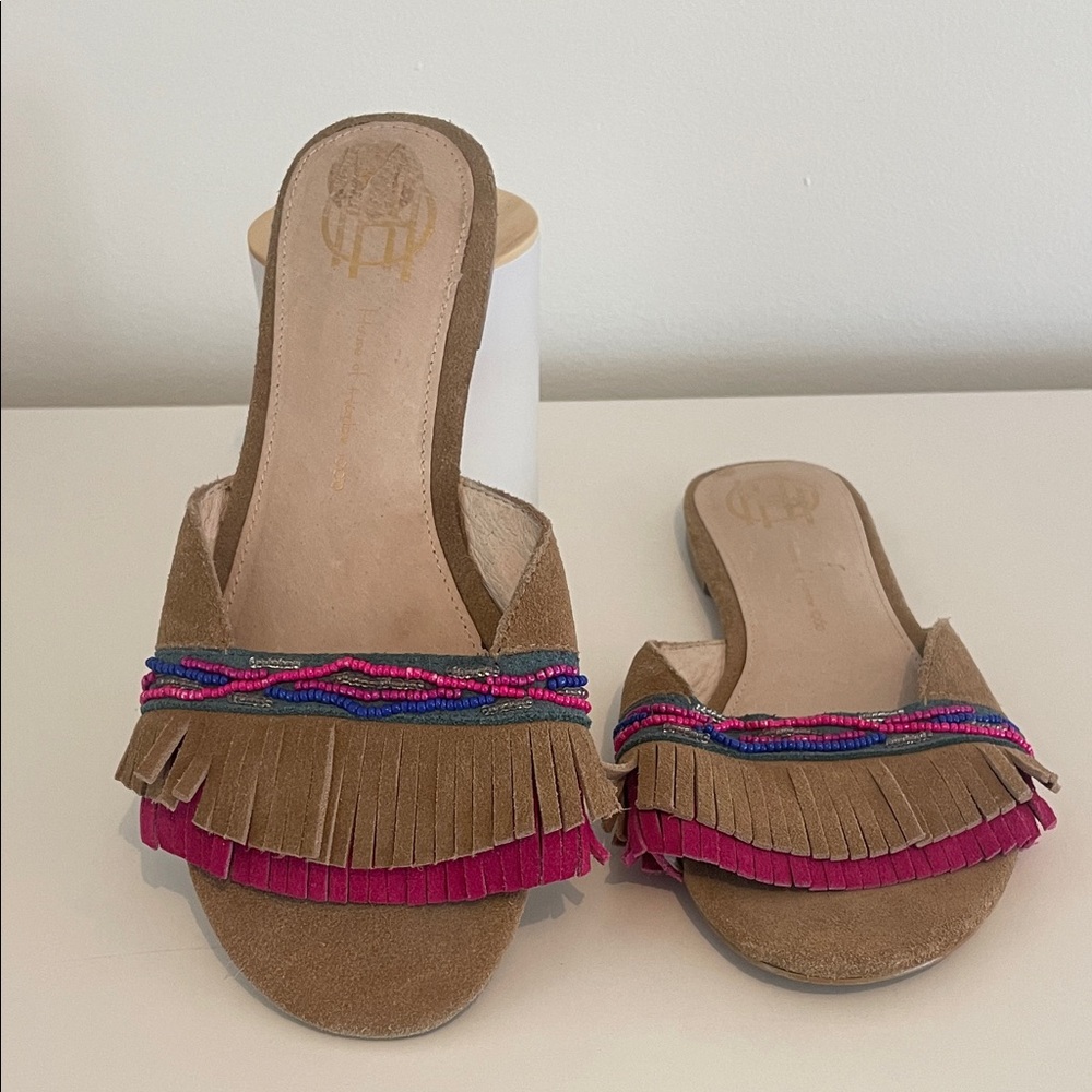 House of Harlow Tan Suede Fringe Slide Sandals with Beaded Accent size 7